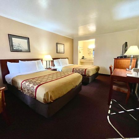 Passport Inn Somers Point - サマーズ・ポイント エクステリア 写真
